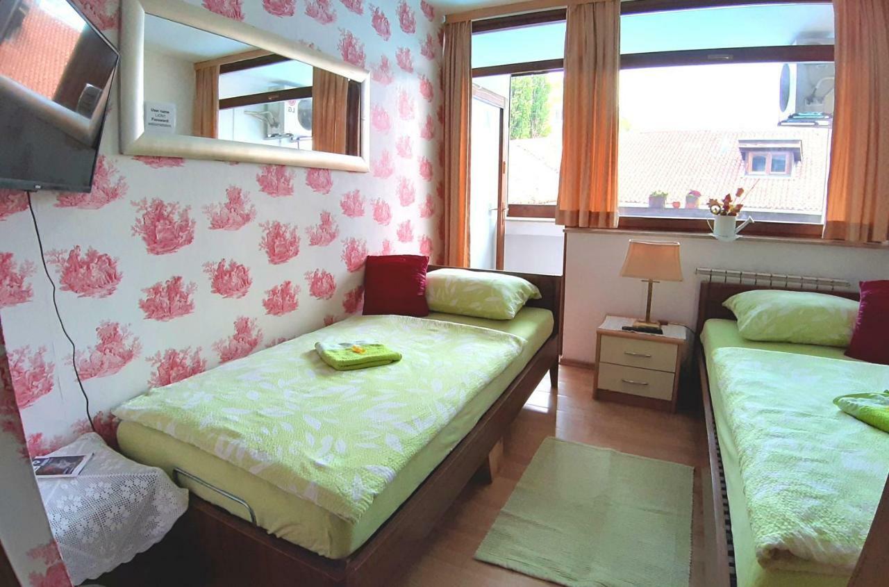 Hostel Pansion Lion Sarajevo Eksteriør billede