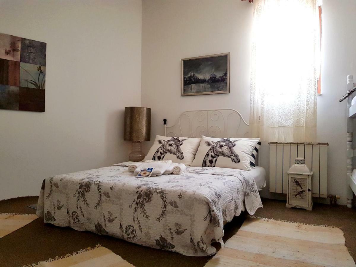 Hostel Pansion Lion Sarajevo Eksteriør billede